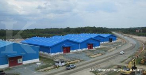Businesspeople Interested in Bonded Logistics Center